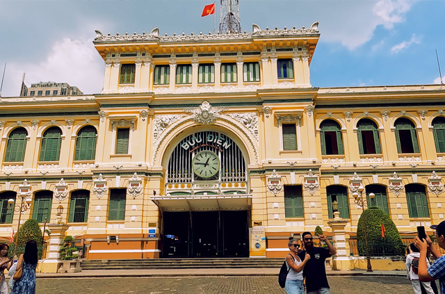 Vietnam Luxury Travel Holiday 10 days