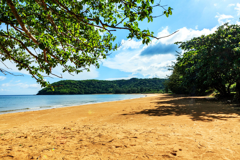 CON DAO BEACH ESCAPE 4 DAYS 