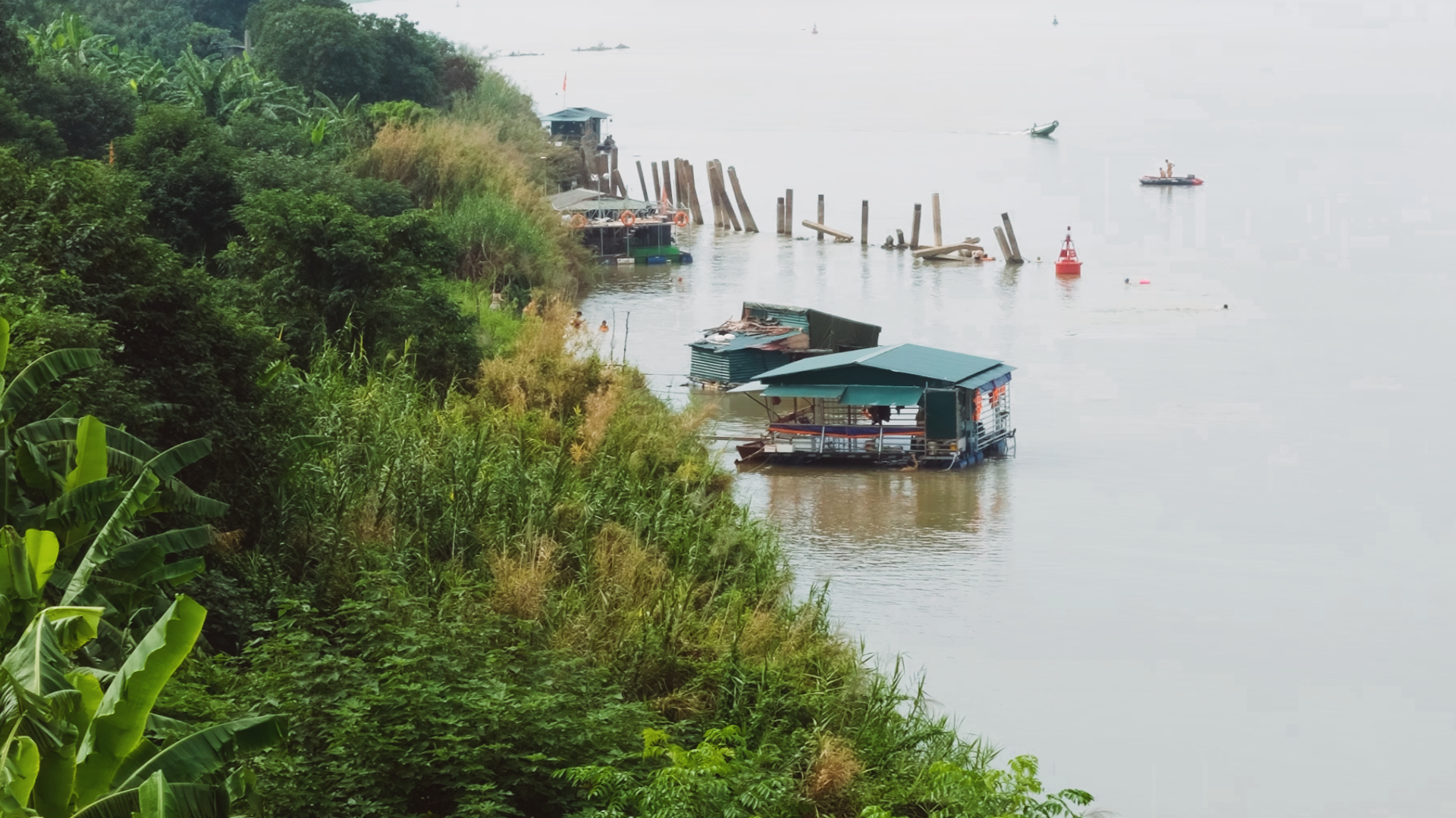 things-to-do-on-long-bien-bridge