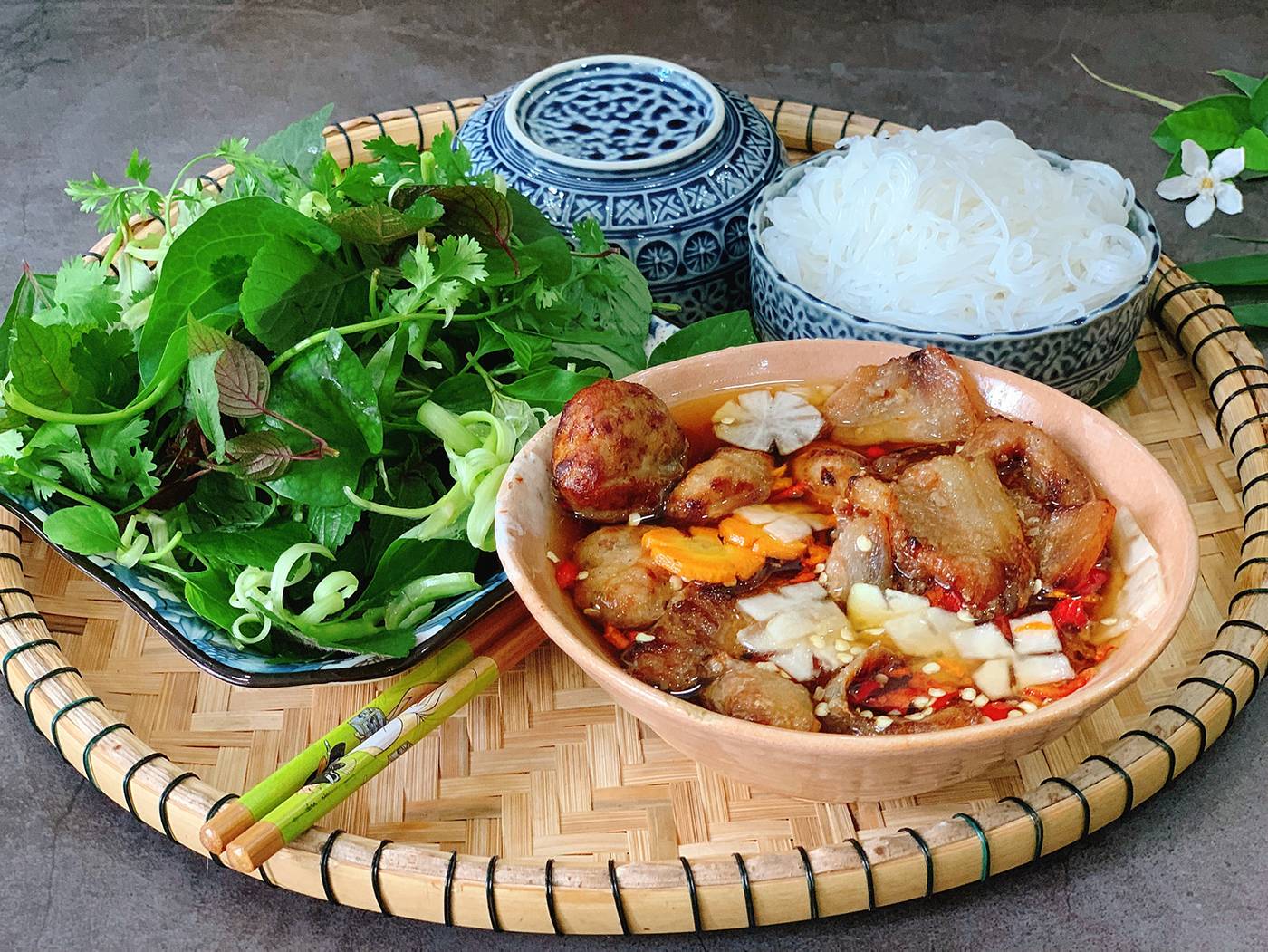 grilled-porked-with-noodle-hanoi