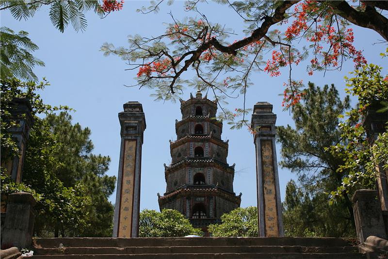 Thien-Mu-Pagoda-Hue