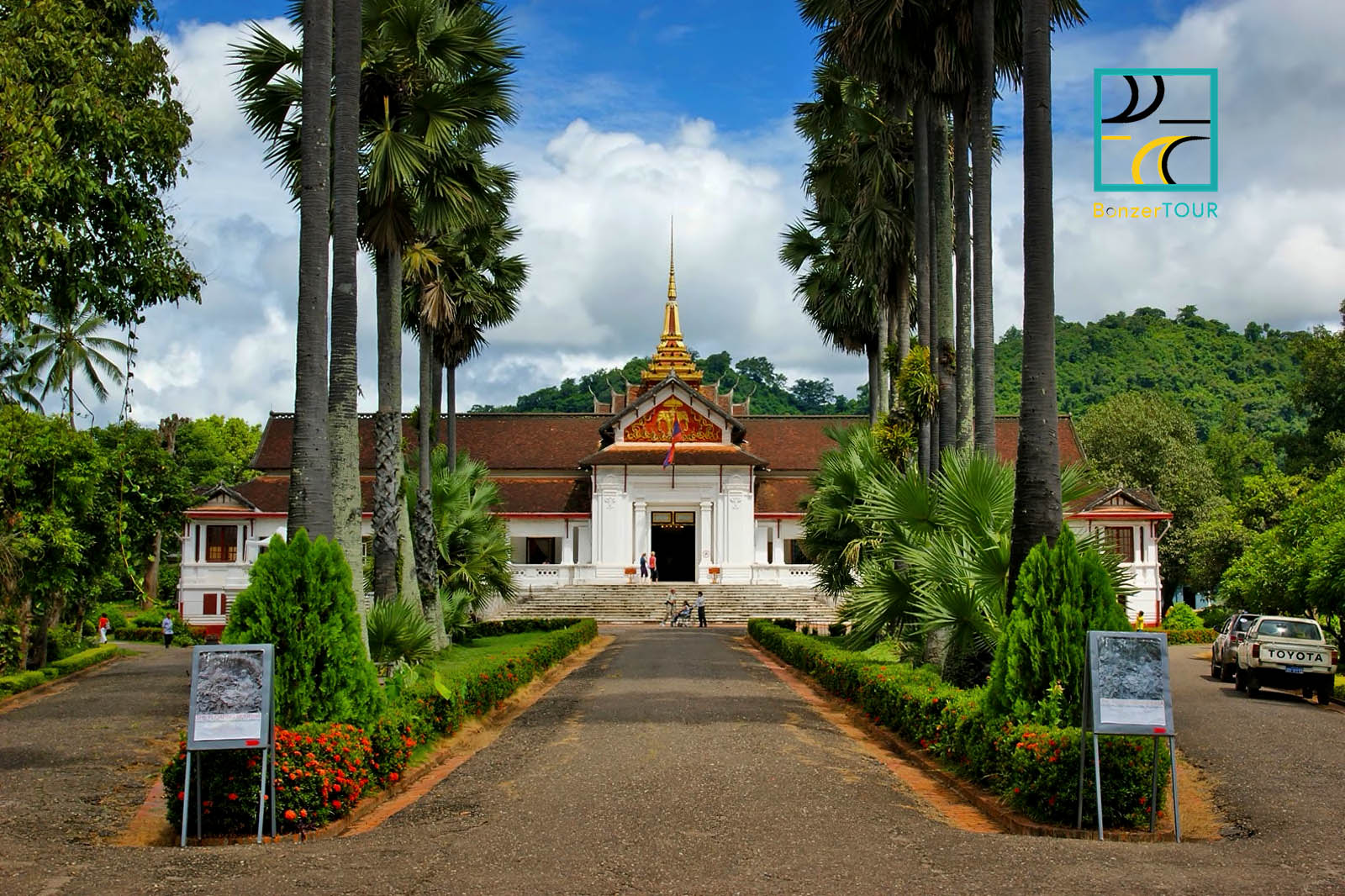 royal-palace-luang-prabang