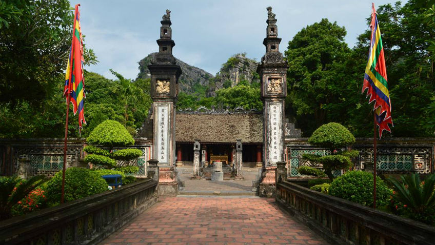 Hoa-Lu-Temple-Ninh-Binh