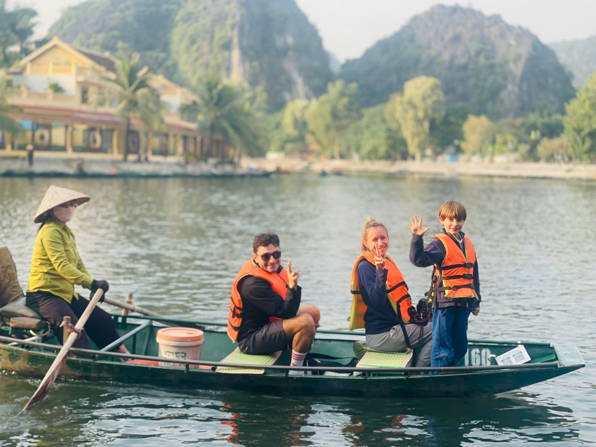 vietnam-family-tours