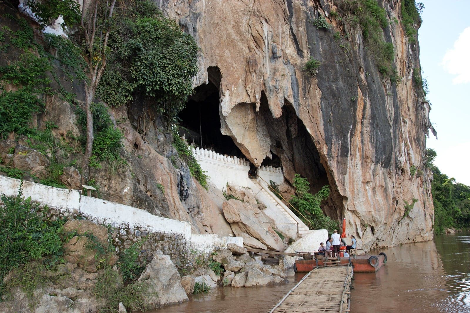 Pak-Ou-Cave-Luang-Prabang