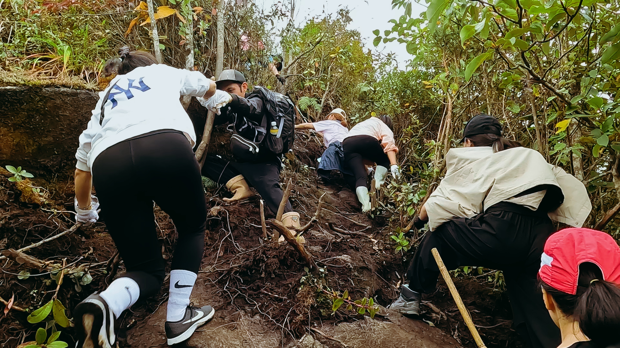 Ky-Quan-San-Vietnam-hiking-itinerary