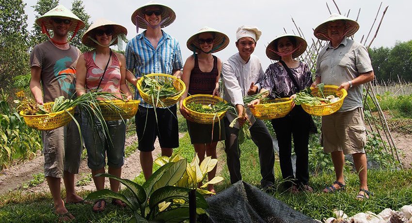 Vietnamese cuisine journey 12 days