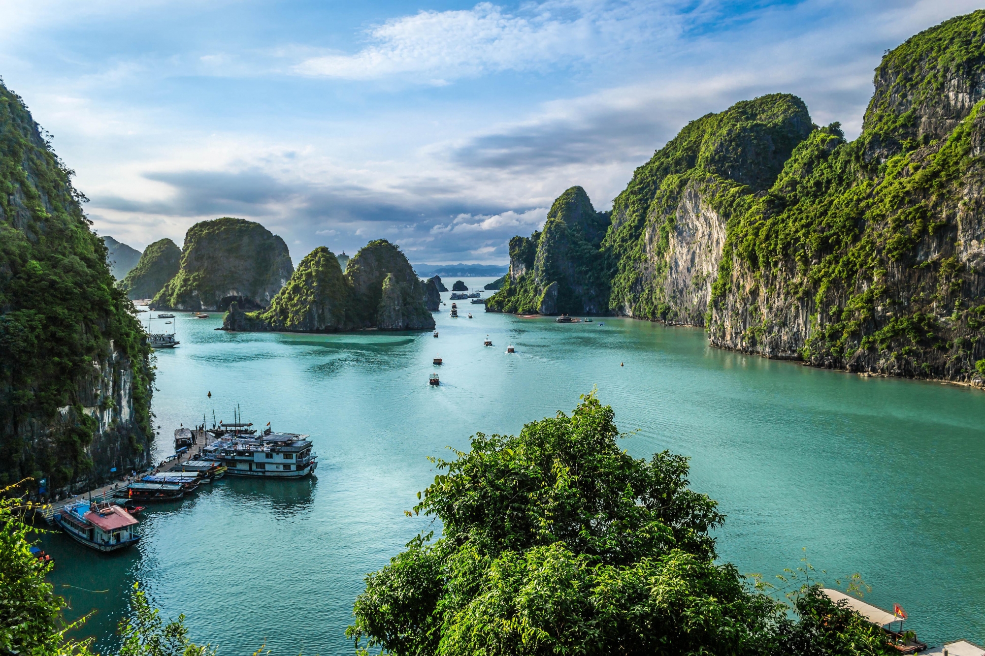 Halong-Bay-Vietnam