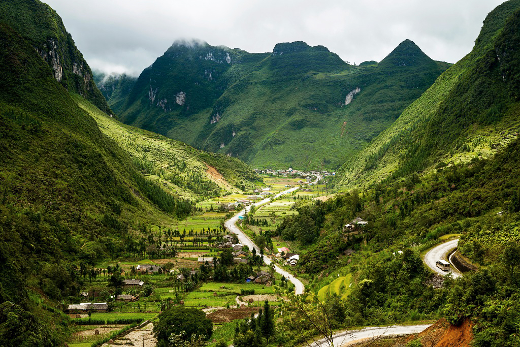 An Immersive Ha Giang Loop Travel Guide 